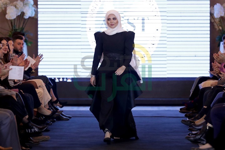 بالصور.. عرض أزياء لمشاريع تخرج طلاب قسم التصميم في AUST بالتعاون مع جامعة بوليتكنيكو بالصور.. عرض أزياء لمشاريع تخرج طلاب قسم التصميم في AUST بالتعاون مع جامعة بوليتكنيكو