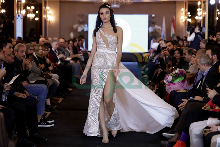 بالصور.. عرض أزياء لمشاريع تخرج طلاب قسم التصميم في AUST بالتعاون مع جامعة بوليتكنيكو بالصور.. عرض أزياء لمشاريع تخرج طلاب قسم التصميم في AUST بالتعاون مع جامعة بوليتكنيكو