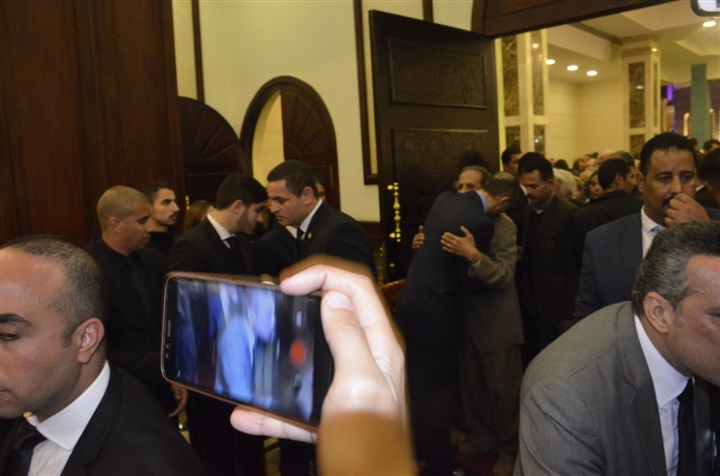 نجوم الفن والرياضة في عزاء الرئيس الأسبق حسني مبارك نجوم الفن والرياضة في عزاء الرئيس الأسبق حسني مبارك