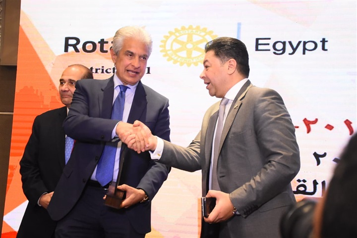 بالصور.. روتاري مصر يُكرّم رموز الإعلام بمؤتمره السنوي