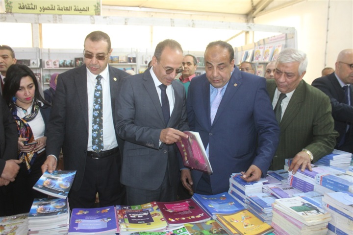 بالصور.. افتتاح معرض دسوق السابع للكتاب بكفر الشيخ بمشاركة 24 دار نشر