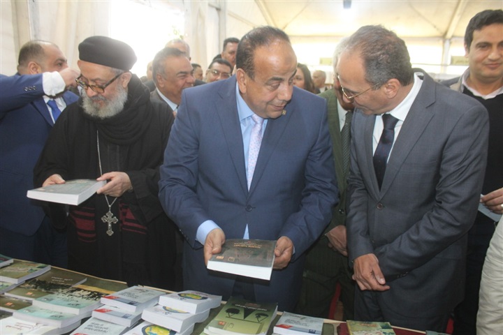 بالصور.. افتتاح معرض دسوق السابع للكتاب بكفر الشيخ بمشاركة 24 دار نشر