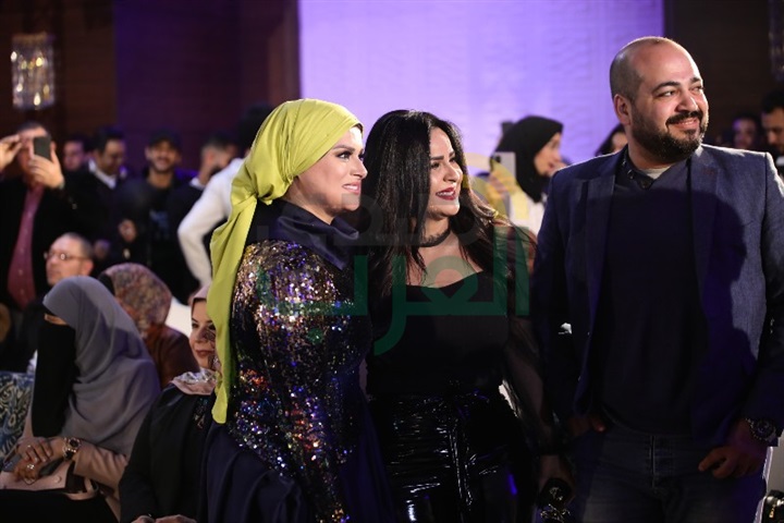 بالصور .. تكريم نجوم الفن بمهرجان أخر موضة 2020 بالصور .. تكريم نجوم الفن بمهرجان أخر موضة 2020