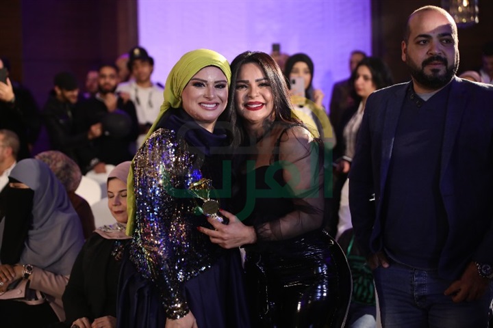بالصور .. تكريم نجوم الفن بمهرجان أخر موضة 2020 بالصور .. تكريم نجوم الفن بمهرجان أخر موضة 2020