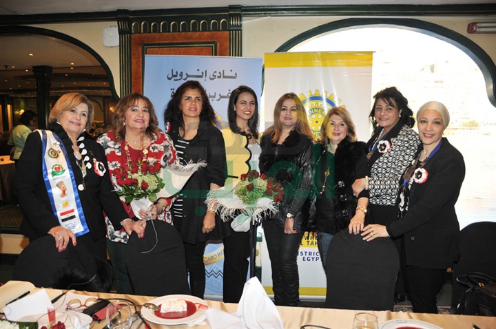 بالصور.. أندية الأنرويل تكرم منى رجب وماريان عازر بالصور.. أندية الأنرويل تكرم منى رجب وماريان عازر