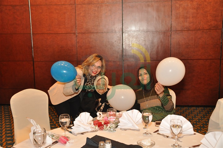 بالصور.. "شيراتون المنتزه" يحتفل بعيد الأم بالصور.. "شيراتون المنتزه" يحتفل بعيد الأم