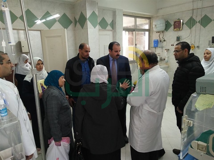 بالصور.. وكيل وزارة الصحة بالشرقية يتابع إضافة أجهزة طبية جديدة بمستشفى أبو حماد المركز