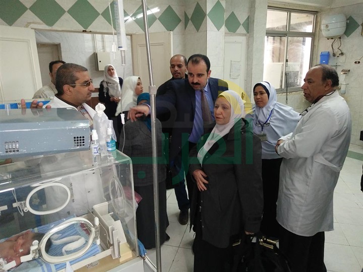بالصور.. وكيل وزارة الصحة بالشرقية يتابع إضافة أجهزة طبية جديدة بمستشفى أبو حماد المركز