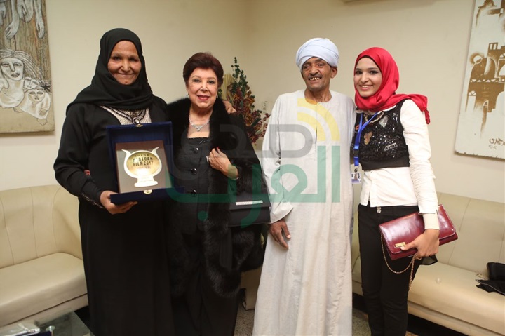 بالصور.. تكريم "الجداوي" وأمهات الأقصر بمهرجان "السينما الأفريقية" احتفالا بعيدهم بالصور.. تكريم "الجداوي" وأمهات الأقصر بمهرجان "السينما الأفريقية" احتفالا بعيدهم