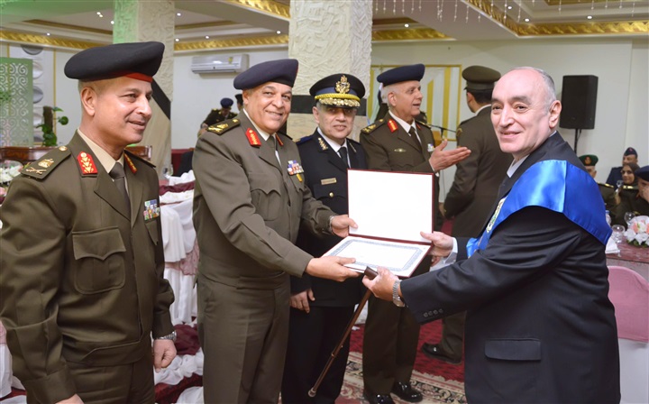 بمناسبة عيد الأم.. القوات المسلحة تنظم احتفالية لتكريم الأسرة المصرية