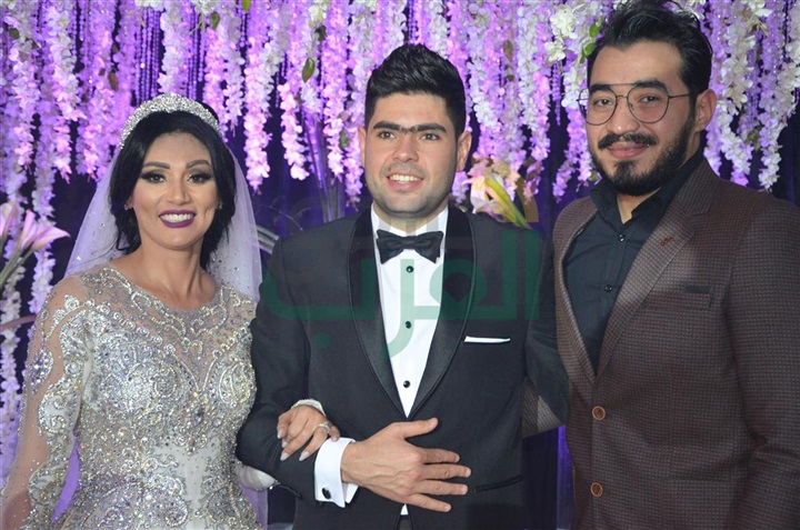 بالصور.. زفاف محمد البوغة وأمل عبد الحميد بحضور نجوم الفن بالصور.. زفاف محمد البوغة وأمل عبد الحميد بحضور نجوم الفن