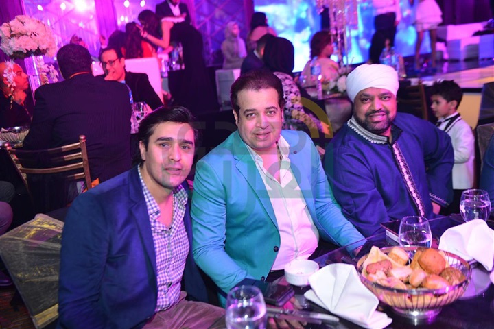 بالصور.. زفاف محمد البوغة وأمل عبد الحميد بحضور نجوم الفن بالصور.. زفاف محمد البوغة وأمل عبد الحميد بحضور نجوم الفن
