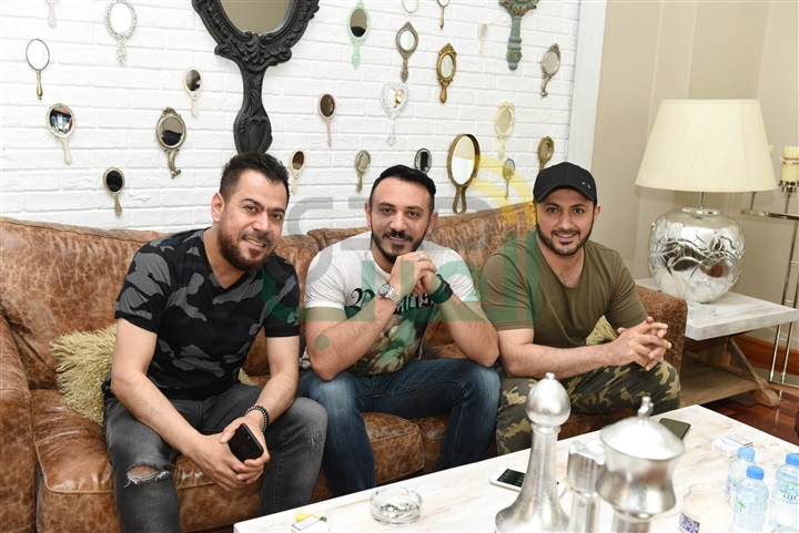 بالصور.. كواليس تعاون زيد عادل وفايز السعيد مع محمد عبده والجسمي بالصور.. كواليس تعاون زيد عادل وفايز السعيد مع محمد عبده والجسمي