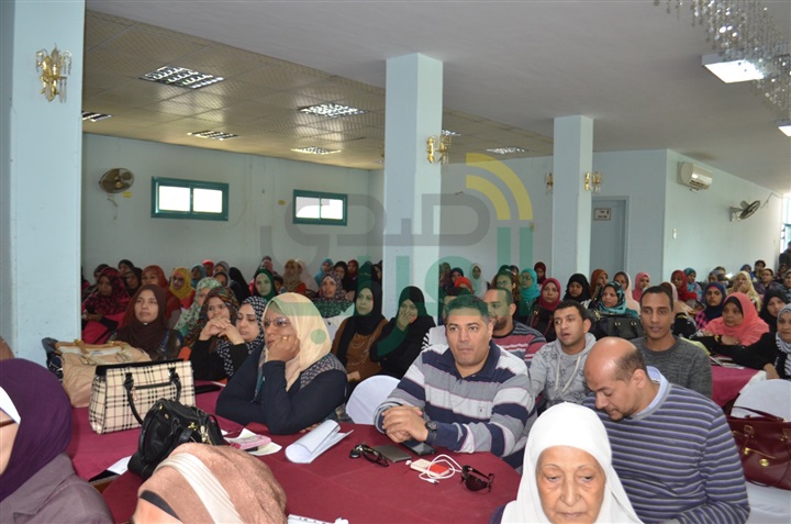 ‎بالصور: محافظ قنا يشهد احتفال مديرية التضامن الاجتماعى بيوم المرأة المصرية