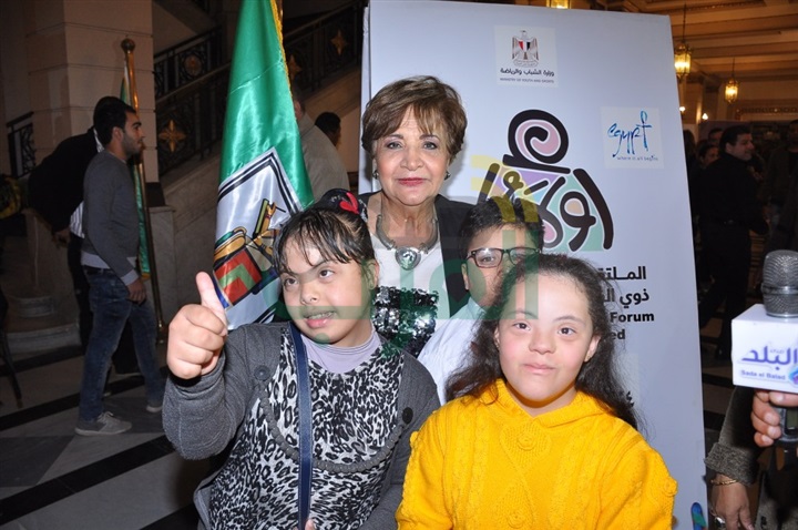 بالصور .. بدأ توافد ضيوف ونجوم الفن إلى حفل الملتقى الدولى لفننون ذوى القدرات الخاصه بالصور .. بدأ توافد ضيوف ونجوم الفن إلى حفل الملتقى الدولى لفننون ذوى القدرات الخاصه
