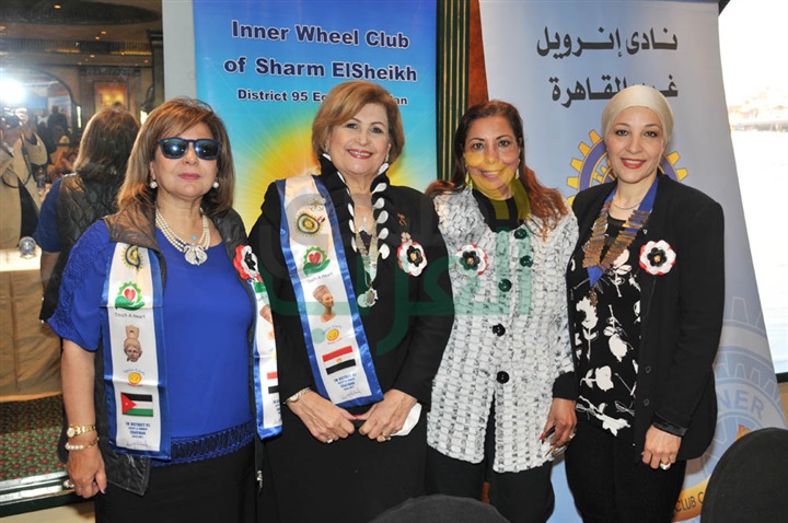 بالصور.. أندية الأنرويل تكرم منى رجب وماريان عازر بالصور.. أندية الأنرويل تكرم منى رجب وماريان عازر