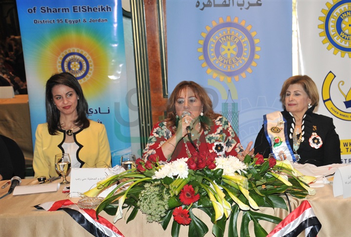 بالصور.. أندية الأنرويل تكرم منى رجب وماريان عازر بالصور.. أندية الأنرويل تكرم منى رجب وماريان عازر