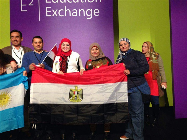 المعلمة المبدعة تشارك المنتدى العالمى للمعلمين بكندا المعلمة المبدعة تشارك المنتدى العالمى للمعلمين بكندا