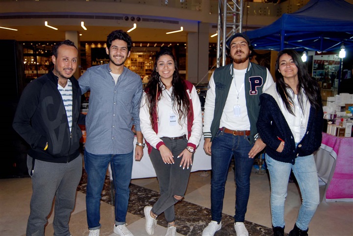 بالصور .. ‎"سيدات المجتمع" فى بازار "العيلة ويك اند"