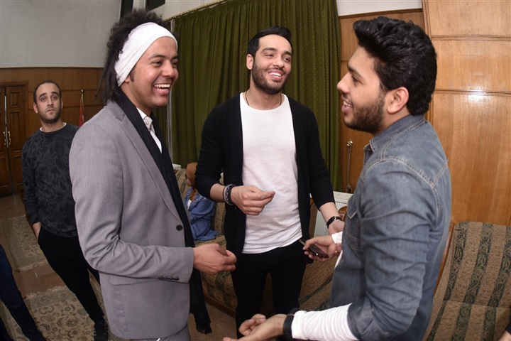 بالصور .. رامي جمال يغني أمام زوجته لأول مرة بحفل الصالة المغطاة بالصور .. رامي جمال يغني أمام زوجته لأول مرة بحفل الصالة المغطاة