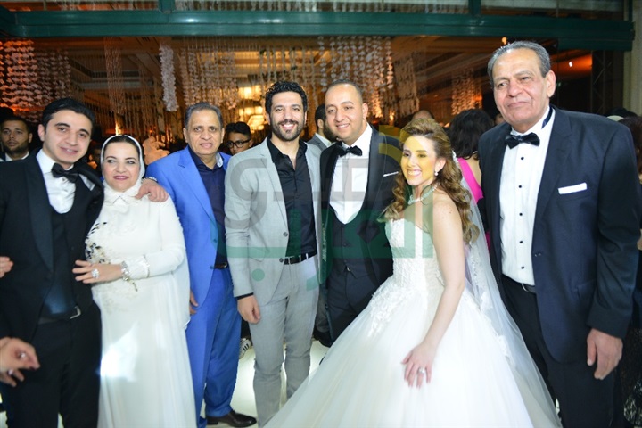 بالصور.. نجوم الفن يحتفلون بزفاف "مصطفى السبكي" و"ياسمين حسين" بالصور.. نجوم الفن يحتفلون بزفاف "مصطفى السبكي" و"ياسمين حسين"