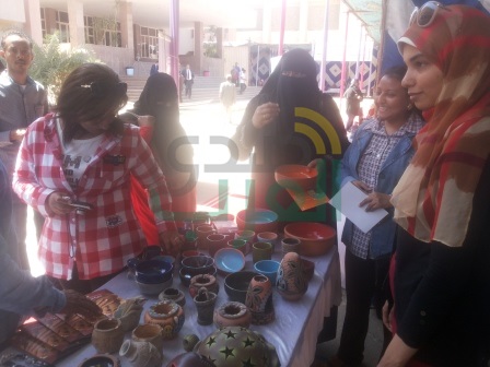بالصور: وزارة الشباب تنظم مبادرة "شغل نفسك"بأسوان