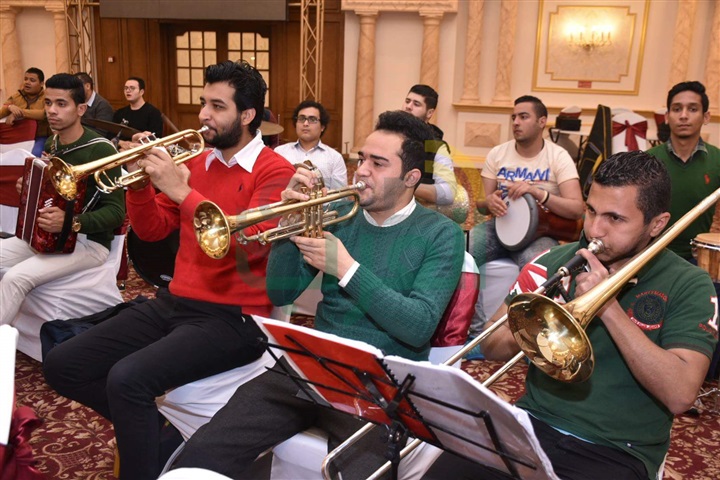 بالصور.. أوركسترا وزارة الشباب والرياضة يستقبل لطفي بوشناق استعدادا لحفل الافتتاح بالصور.. أوركسترا وزارة الشباب والرياضة يستقبل لطفي بوشناق استعدادا لحفل الافتتاح
