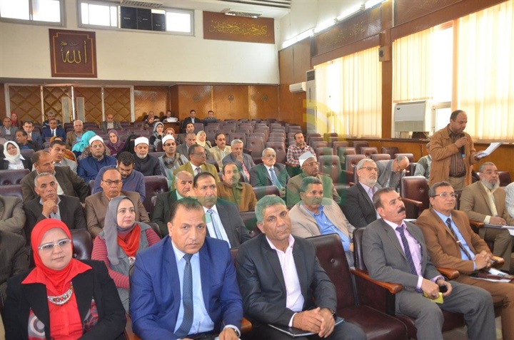 تنفيذي كفر الشيخ يوافق على إنشاء مدرستين ونقطة شرطة ومحطة صرف