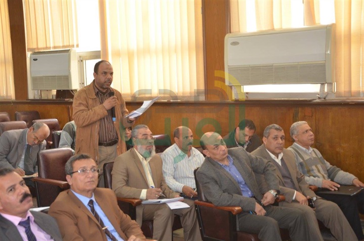 تنفيذي كفر الشيخ يوافق على إنشاء مدرستين ونقطة شرطة ومحطة صرف