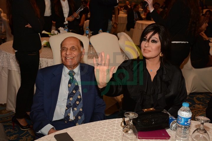 بالصور.. إلهام شاهين و لبلبة وهالة صدقي يدعمن مبادرة "الحبتور" بالصور.. إلهام شاهين و لبلبة وهالة صدقي يدعمن مبادرة "الحبتور"