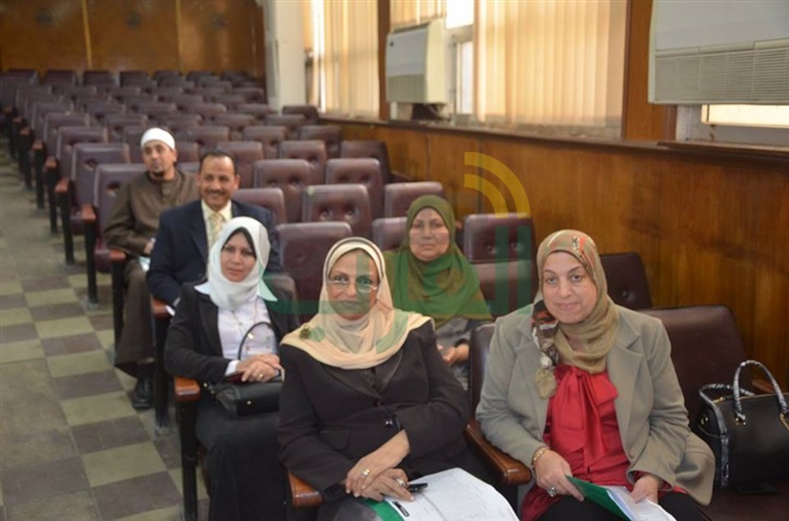 بالصور.. محافظ كفر الشيخ يبحث آليات العمل بالمجلس الإقليمي للسكان