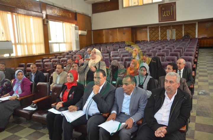 بالصور.. محافظ كفر الشيخ يبحث آليات العمل بالمجلس الإقليمي للسكان