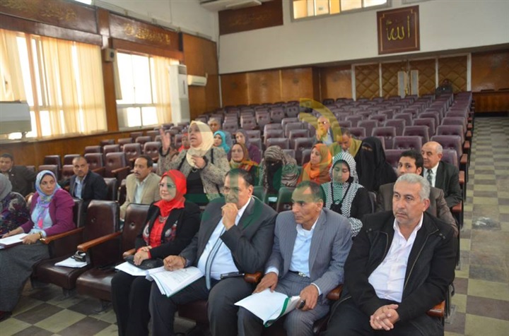 بالصور.. محافظ كفر الشيخ يبحث آليات العمل بالمجلس الإقليمي للسكان