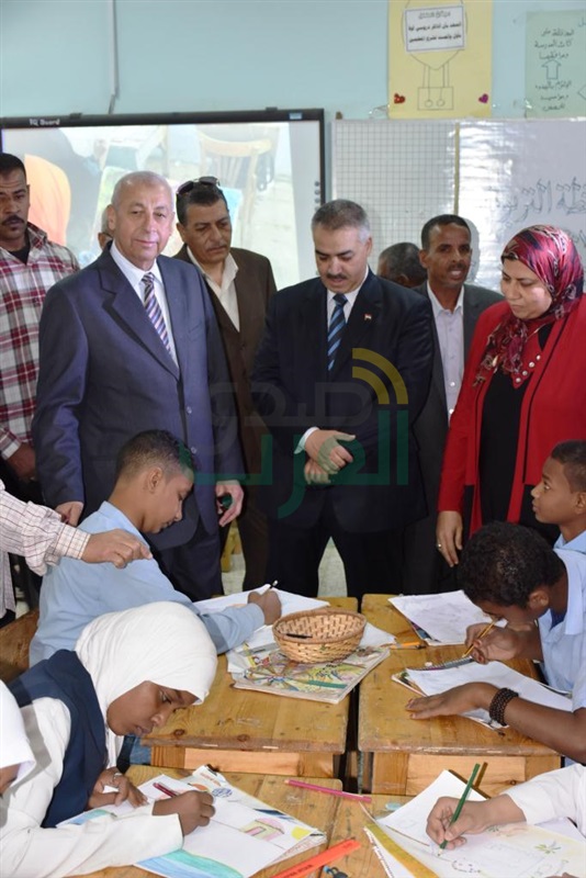 بالصور.. محافظ أسوان يشهد حفل تكامل الأنشطة التربوية بمدرسة بلانة ثالث الإبتدائية