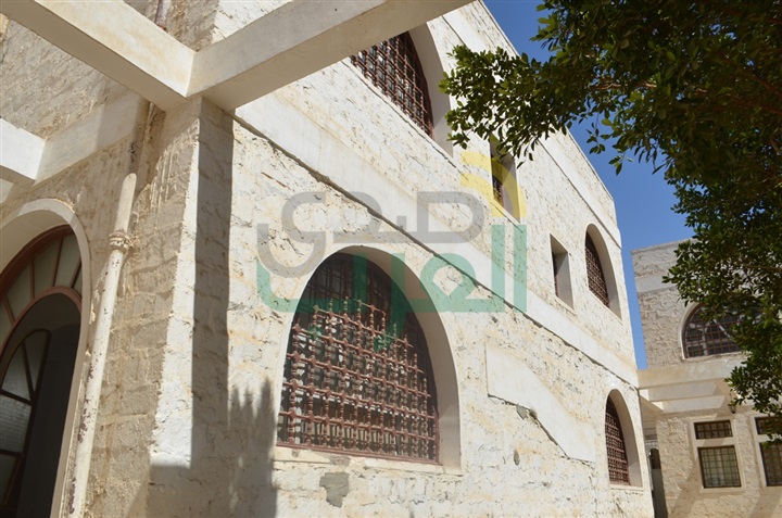 بالصور.. محافظ قنا يتفقد أعمال ترميم وصيانة مركز الحكيم لتأهيل المعاقين