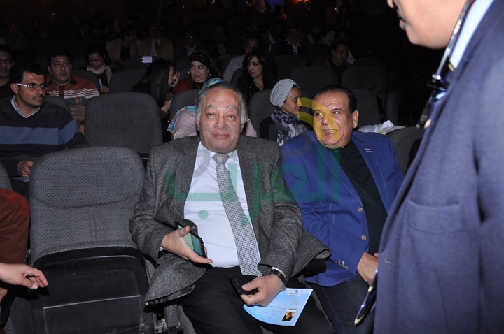 بالصور.. وزير الثقافة وخالد جلال يفتتحان مسرح السلام بعرض قواعد العشق الأربعون بالصور.. وزير الثقافة وخالد جلال يفتتحان مسرح السلام بعرض قواعد العشق الأربعون