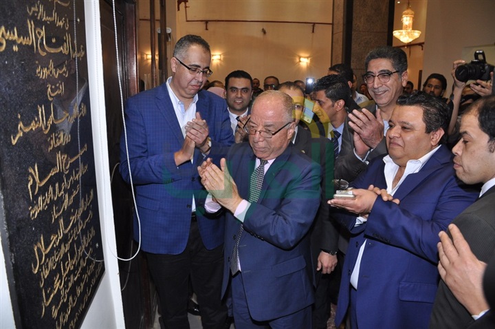 بالصور.. وزير الثقافة وخالد جلال يفتتحان مسرح السلام بعرض قواعد العشق الأربعون بالصور.. وزير الثقافة وخالد جلال يفتتحان مسرح السلام بعرض قواعد العشق الأربعون