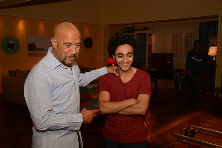 بالصور.. أشرف عبد الباقي يستكمل تصوير مسلسله الجديد بحضور "عائلة زيزو" بالصور.. أشرف عبد الباقي يستكمل تصوير مسلسله الجديد بحضور "عائلة زيزو"