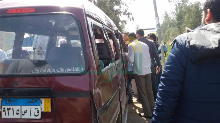 بالصور.. إصابة 6 أشخاص في حادث تصادم بكفر الشيخ