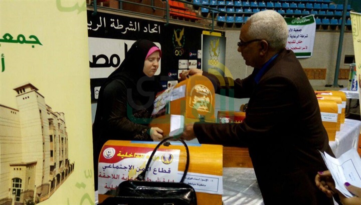 "الباقيات الصالحات" تدعم 10 أسر للسجناء والمفرج عنهم في احتفالية "الداخلية"