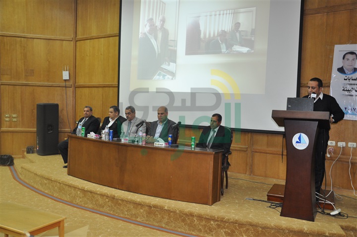 بالصور .. جامعة كفر الشيخ تكرم اثنين من القيادات بلغا سن المعاش القانونية