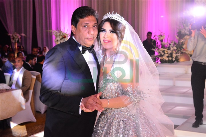 بالصور.. الليثي ودياب يشعلان زفاف "سمر" و"محمد" بحضور النجوم والمشاهير بالصور.. الليثي ودياب يشعلان زفاف "سمر" و"محمد" بحضور النجوم والمشاهير