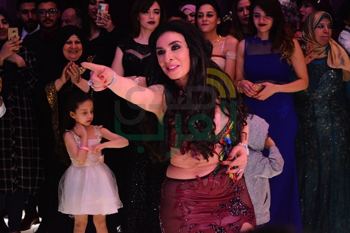 بالصور.. الليثي ودياب يشعلان زفاف "سمر" و"محمد" بحضور النجوم والمشاهير بالصور.. الليثي ودياب يشعلان زفاف "سمر" و"محمد" بحضور النجوم والمشاهير