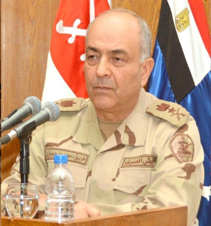 الفريق محمود حجازي يشهد البحث الرئيسي لكلية القادة والأركان 