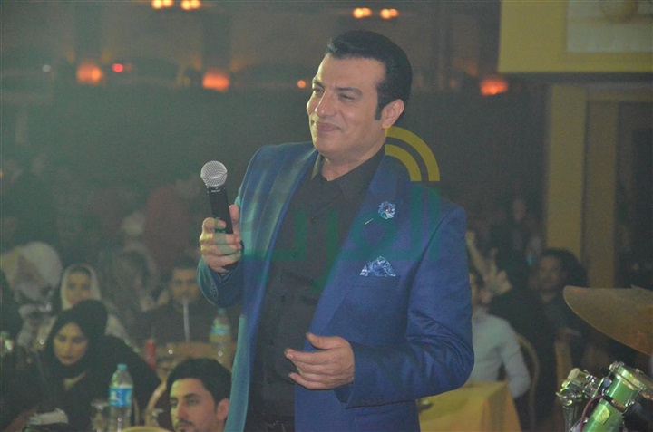 بالصور.. إيهاب توفيق يشعل أولى حفلاتة بالقاهرة بعد عودتة من تونس بالصور.. إيهاب توفيق يشعل أولى حفلاتة بالقاهرة بعد عودتة من تونس