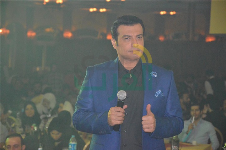 بالصور.. إيهاب توفيق يشعل أولى حفلاتة بالقاهرة بعد عودتة من تونس بالصور.. إيهاب توفيق يشعل أولى حفلاتة بالقاهرة بعد عودتة من تونس