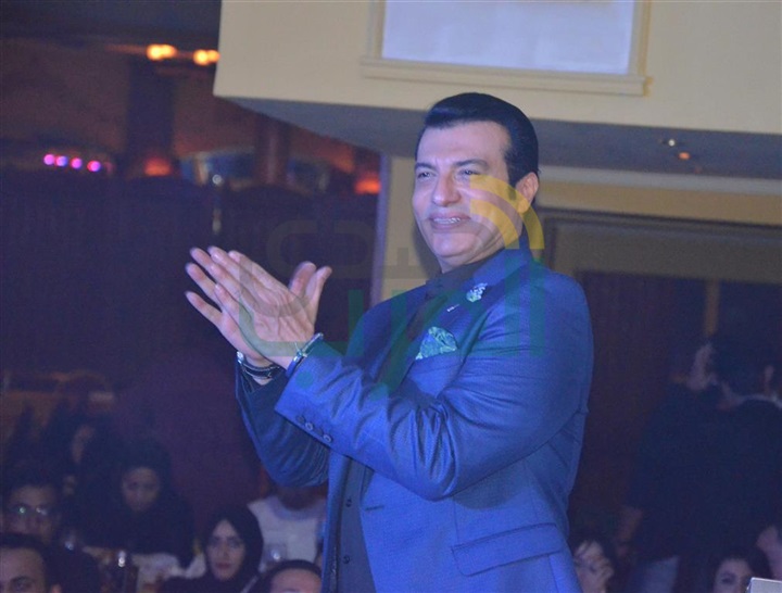 بالصور.. إيهاب توفيق يشعل أولى حفلاتة بالقاهرة بعد عودتة من تونس بالصور.. إيهاب توفيق يشعل أولى حفلاتة بالقاهرة بعد عودتة من تونس