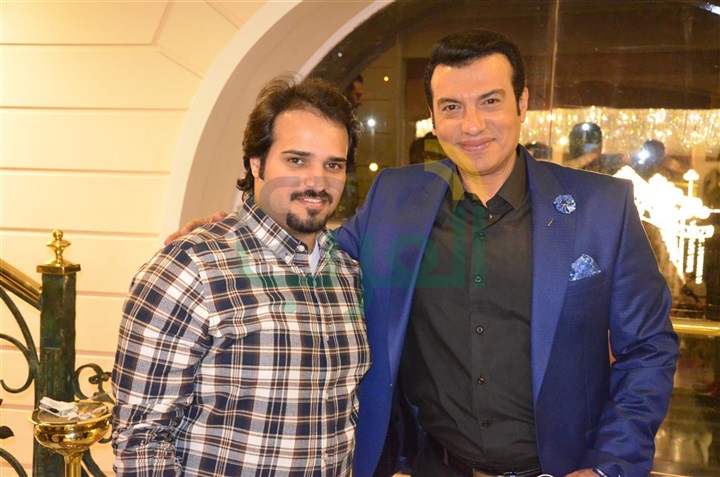 بالصور.. إيهاب توفيق يشعل أولى حفلاتة بالقاهرة بعد عودتة من تونس بالصور.. إيهاب توفيق يشعل أولى حفلاتة بالقاهرة بعد عودتة من تونس