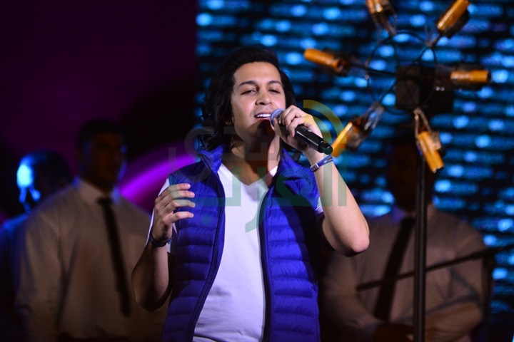 بالصور .. "بوي باند" يتألقون بحفلي "رمسيس كوليدج" و"دي لا سال" وسط الآلاف من الطلاب بالصور .. "بوي باند" يتألقون بحفلي "رمسيس كوليدج" و"دي لا سال" وسط الآلاف من الطلاب