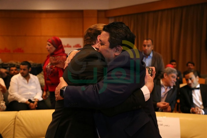 بالصور .. بدء حفل افتتاح مهرجان شرم الشيخ الدولي للمسرح الشبابي بالصور .. بدء حفل افتتاح مهرجان شرم الشيخ الدولي للمسرح الشبابي